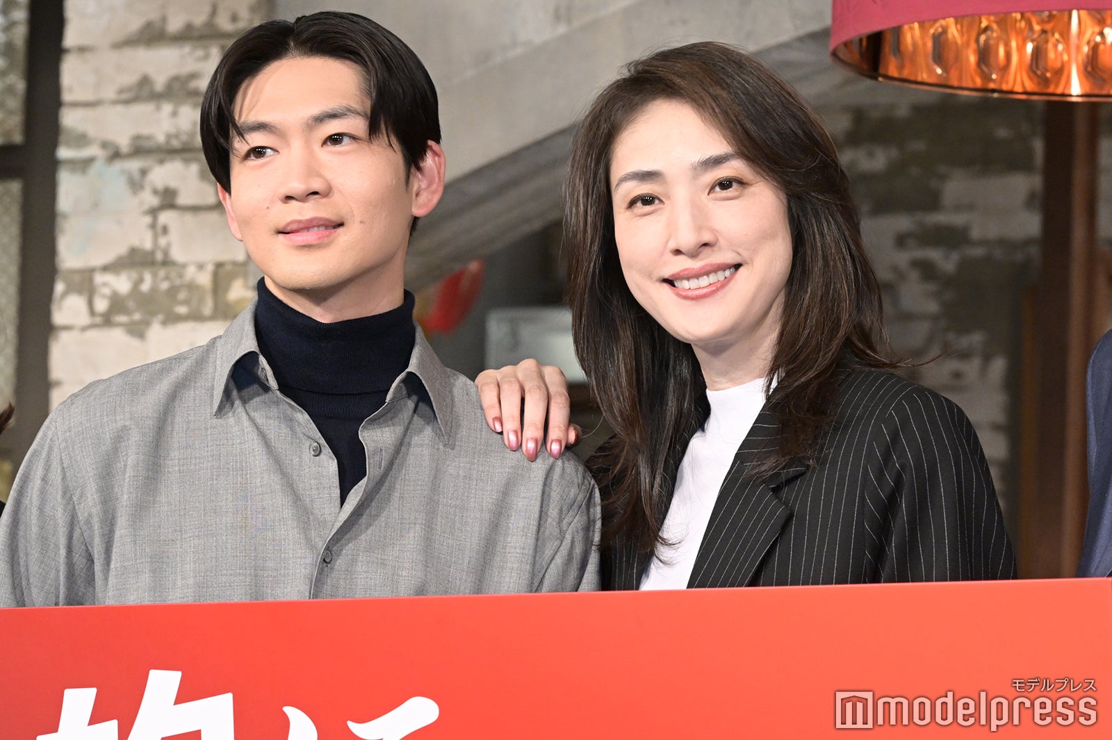 「合理的にあり得ない～探偵・上水流涼子の解明～」制作発表に出席した松下洸平、天海祐希（C）モデルプレス