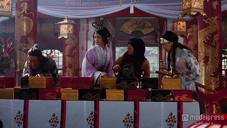 （左から）桐谷健太、菜々緒、濱田岳、松田翔太