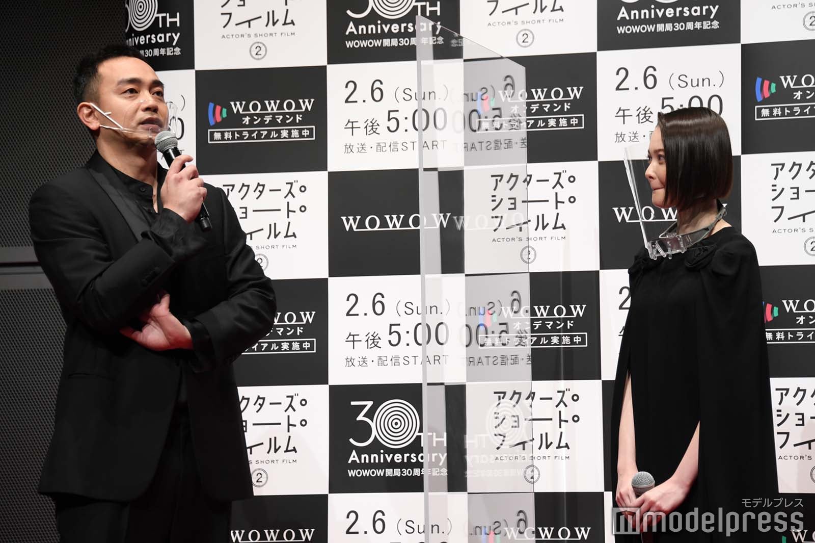 玉城ティナ作品の感想を語る青柳翔 （C）モデルプレス