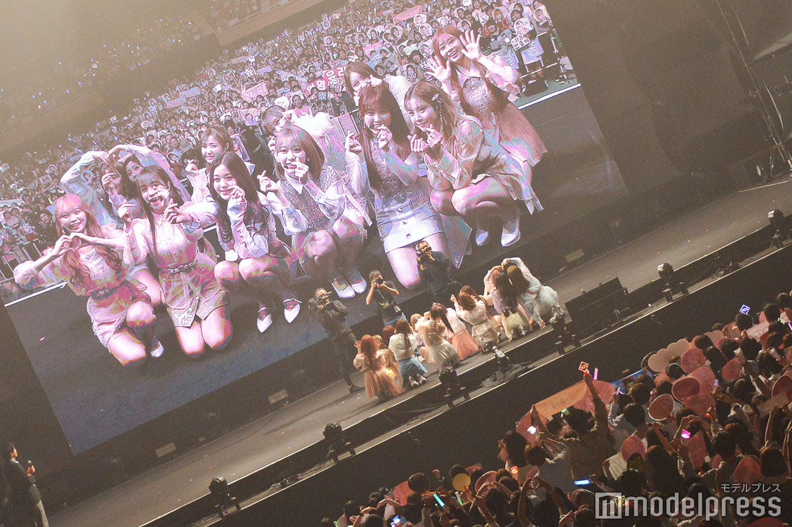 IZ*ONE （C）モデルプレス