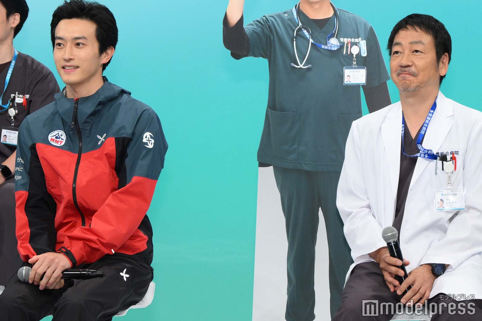 1年半の共演経て食事へ誘う杉野遥亮、誘われる大森南朋（C）モデルプレス