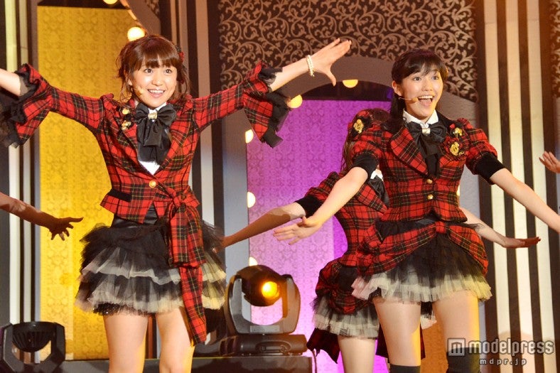 大島優子、渡辺麻友