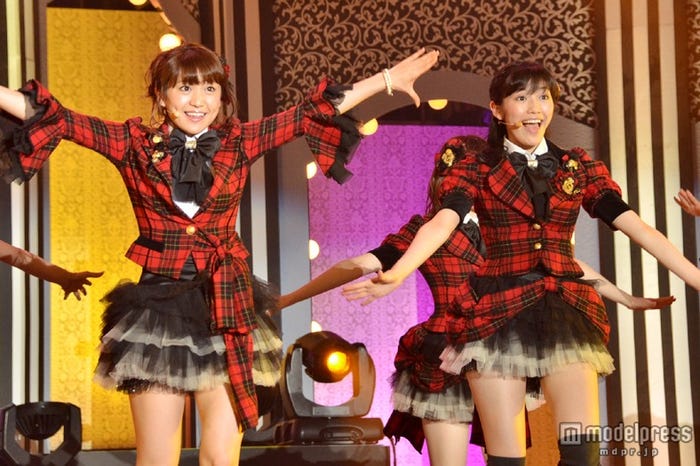 大島優子、渡辺麻友