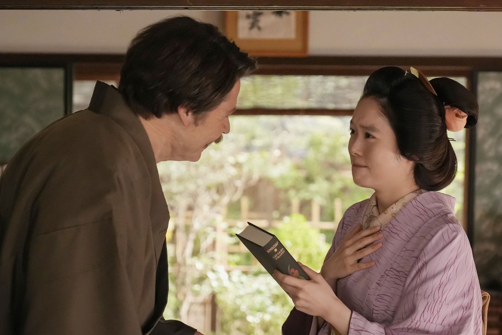 【ばけばけ 第121話あらすじ】トキ＆ヘブン、2人で作り上げた本「KWAIDAN」が届く