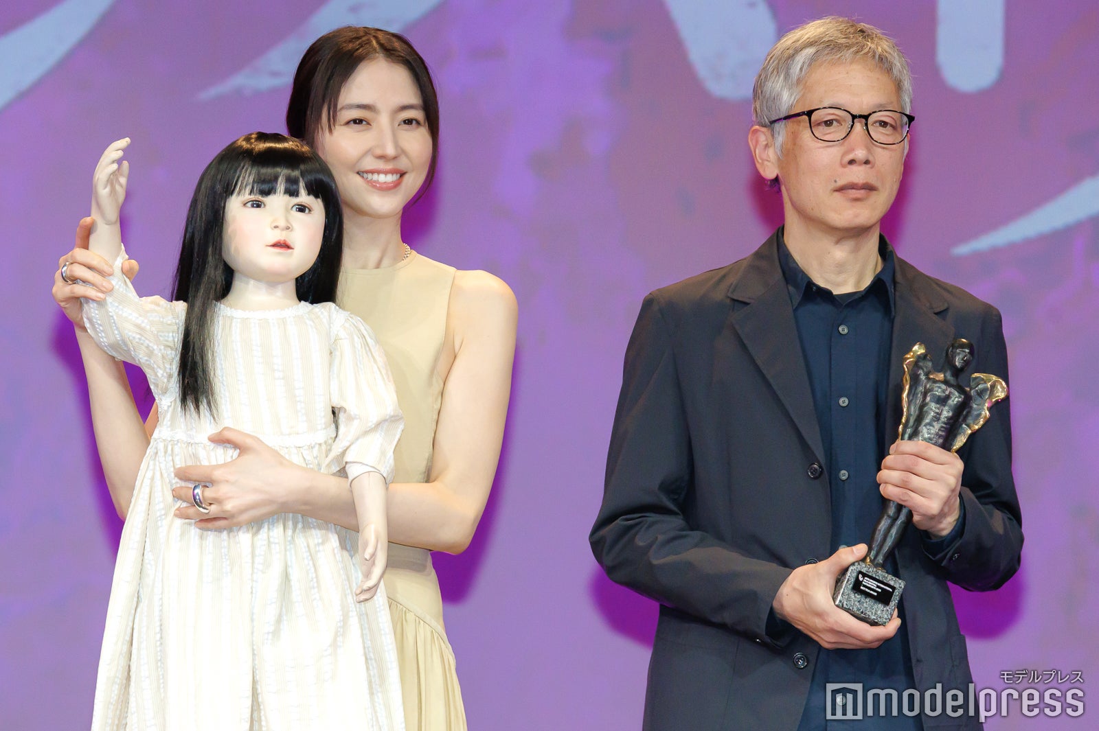 長澤まさみ、矢口史靖監督（C）モデルプレス