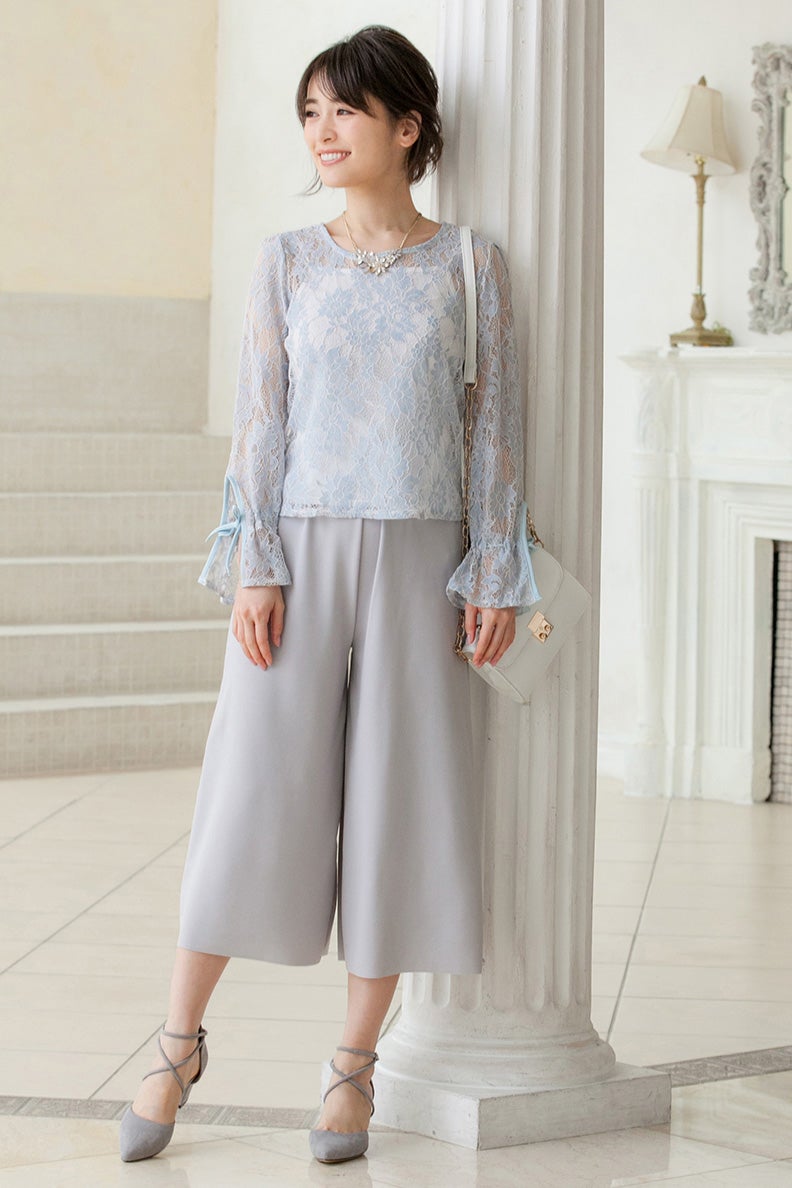 フラワーレーストップスインナーキャミソールセット「Rusheria」1,990円(税込)／画像提供：Color