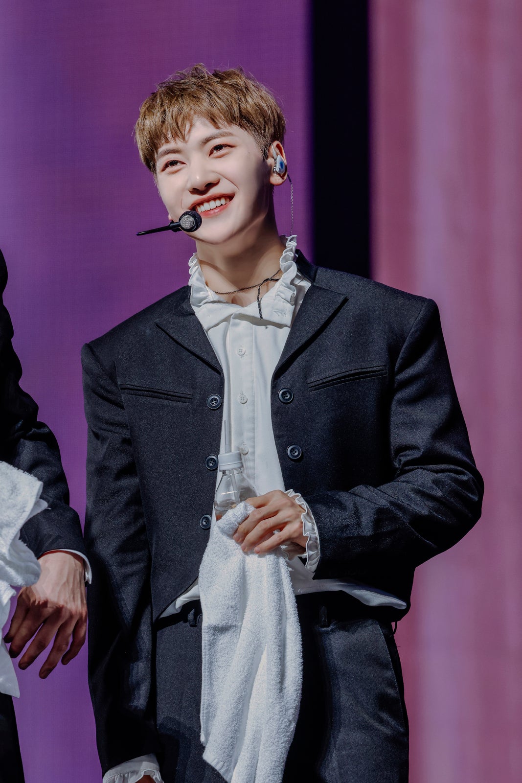 ソク・マシュー／上山陽介（C）WAKEONE／LAPONE Entertainment