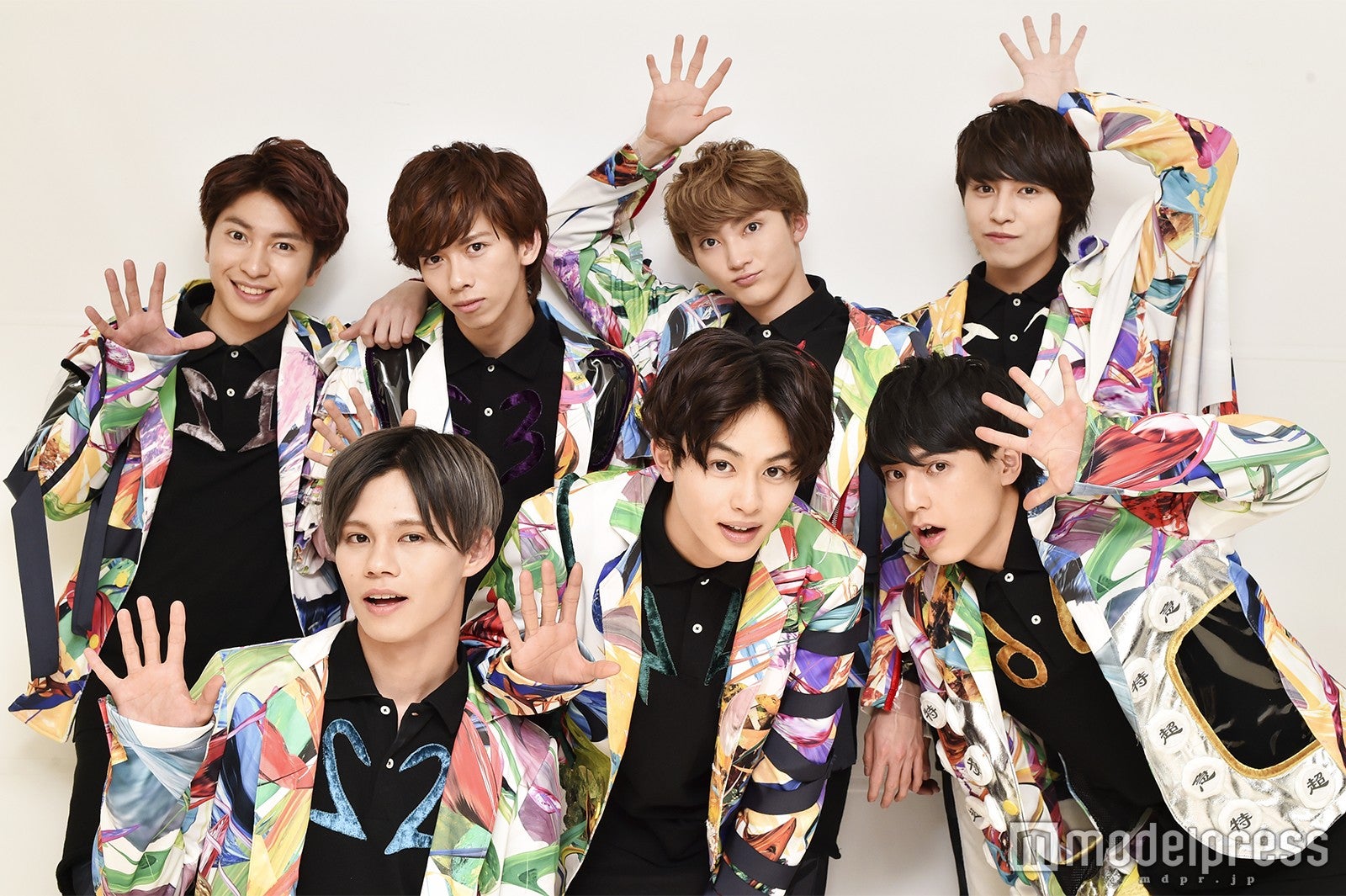 超特急（前列左から）カイ、タクヤ、ユースケ（後列左から）コーイチ、リョウガ、ユーキ、タカシ （C）モデルプレス