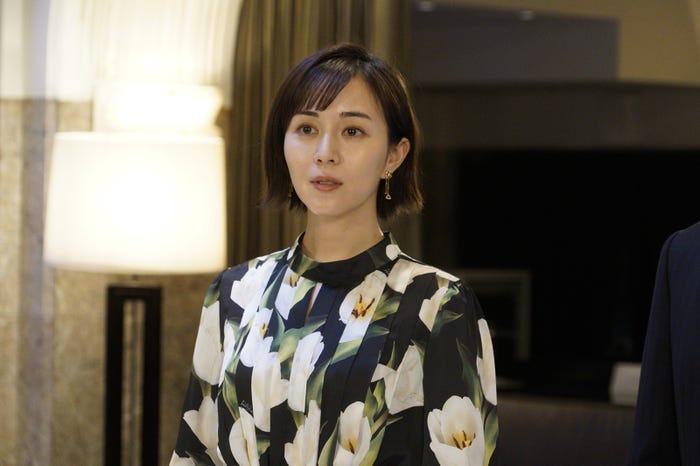 比嘉愛未 「推しの王子様」第2話より(C)フジテレビ