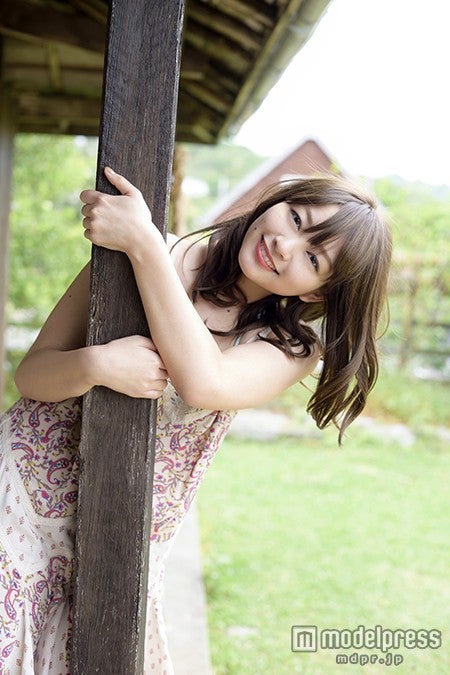 里々佳／2nd DVD「Lily」（2015年7月24日発売）画像提供：YMN