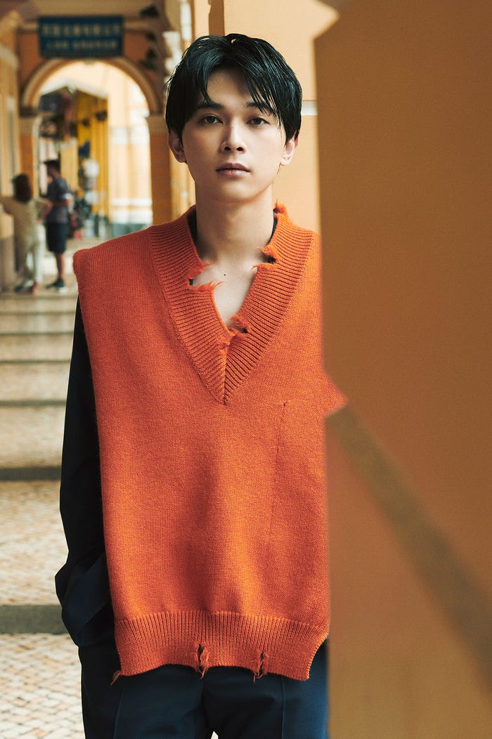 吉沢亮(C)CEASPUR11月号/集英社 撮影/矢吹健巳<W>