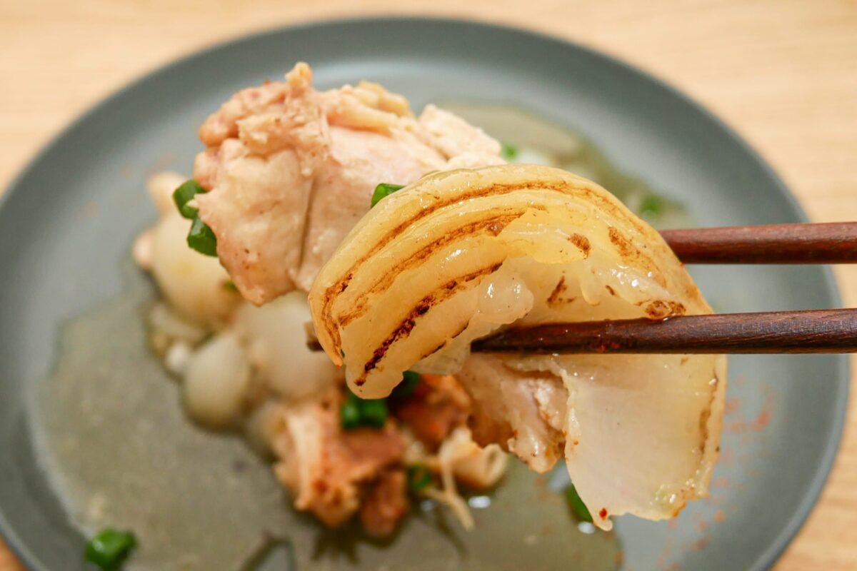 鶏と玉ねぎの塩だけ煮込み