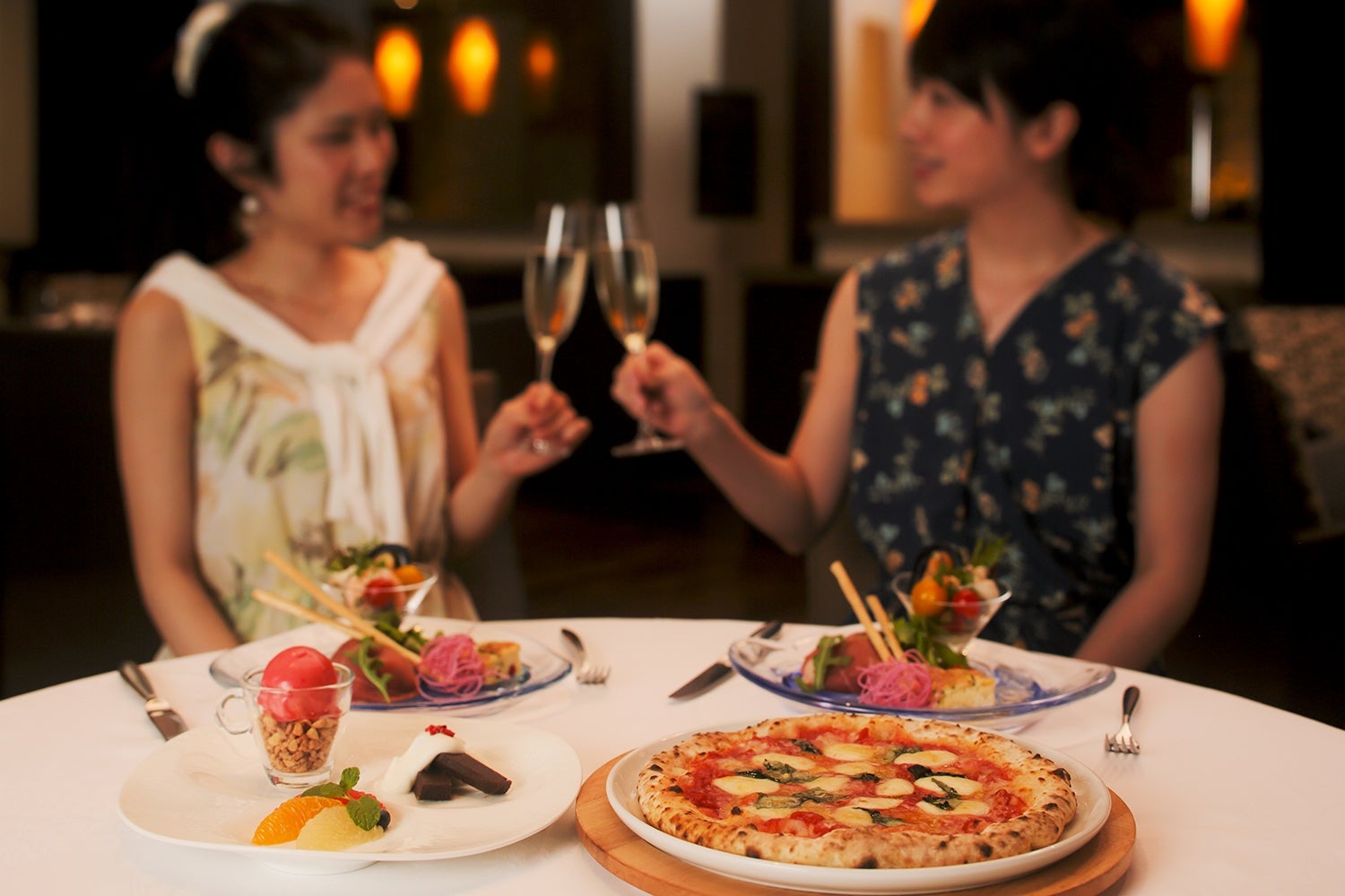 マーメイドのサマーナイト　デュオ フルシェット／画像提供：京王プラザホテル