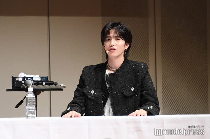 城田優の熱量に圧倒される志尊淳(C)モデルプレス