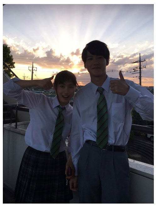 （左から）土屋太鳳、葉山奨之／土屋太鳳公式ブログ（Ameba）より