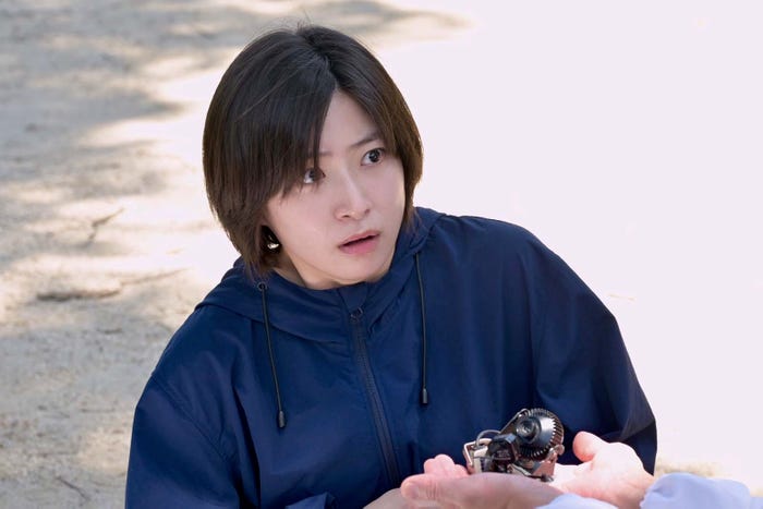 南沢奈央「家政夫のミタゾノ」第8話より(C)テレビ朝日