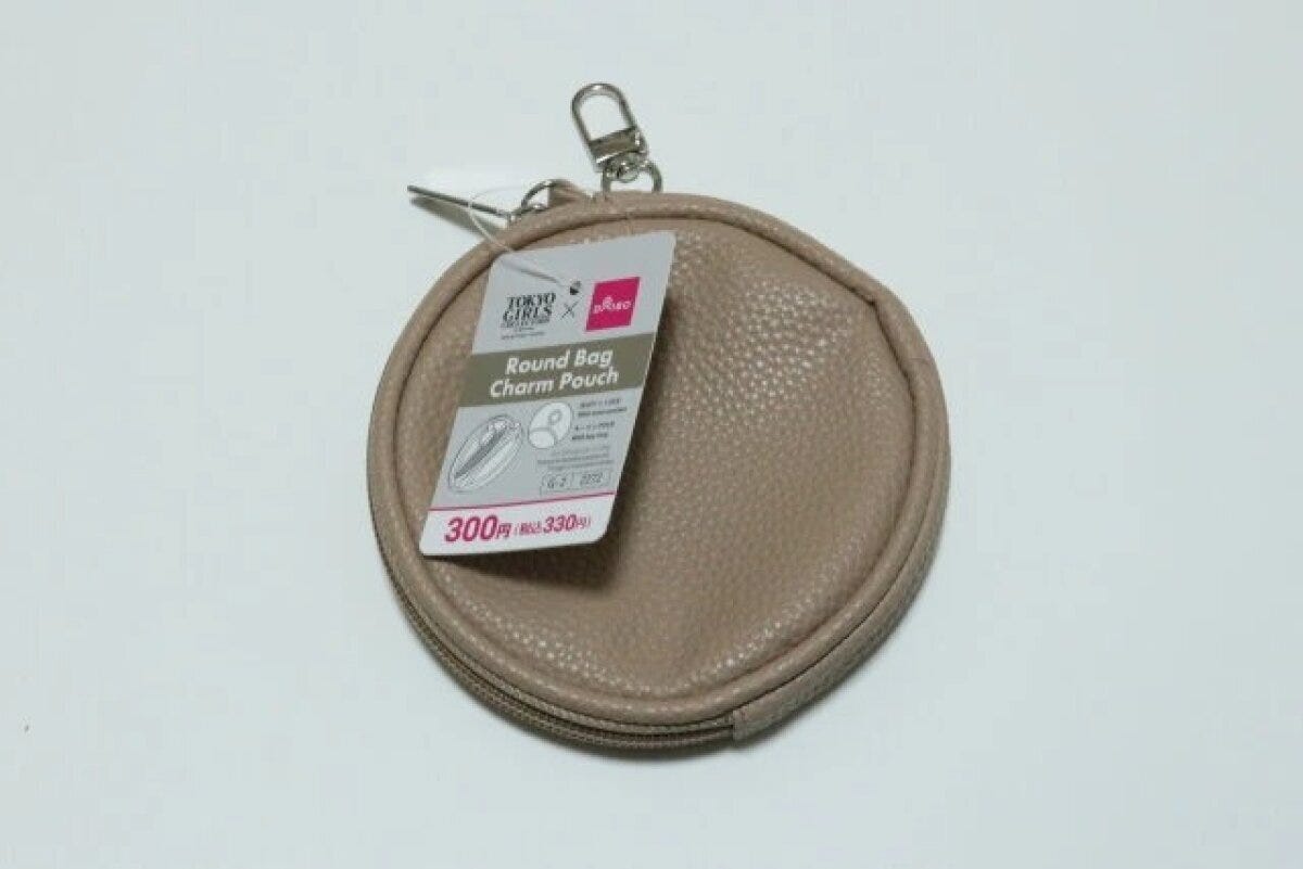 ダイソー　ラウンドバッグチャームポーチ　パッケージ