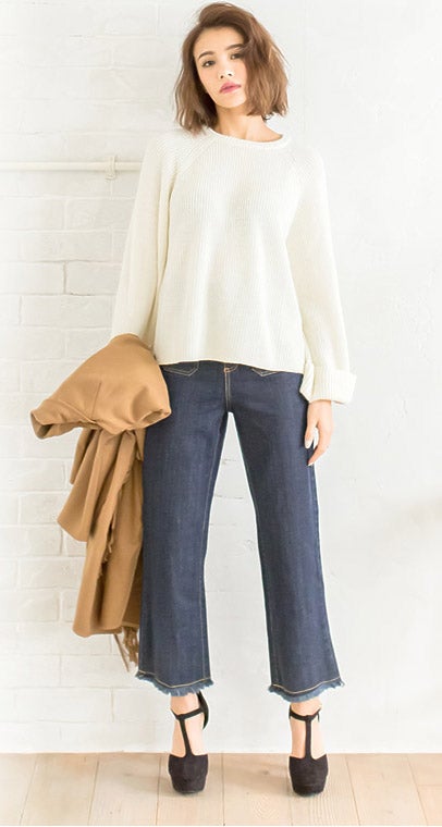 裾クラッシュデニムフレアパンツ「Re:EDIT by GALSTAR」2,998円（税込）／画像提供：Re:EDIT by GALSTAR