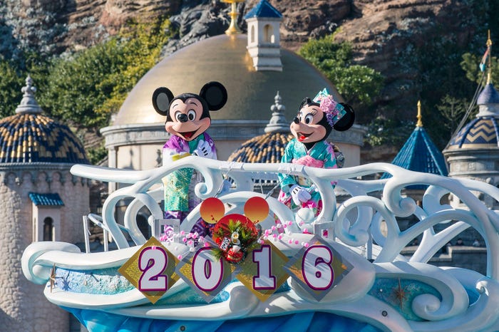 東京ディズニーシー「お正月のプログラム」 (C)Disney