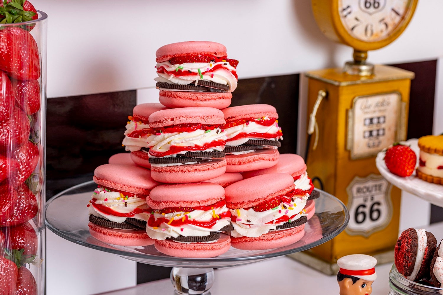 ストロベリー“グルービー”ダイナー／画像提供：ヒルトン東京