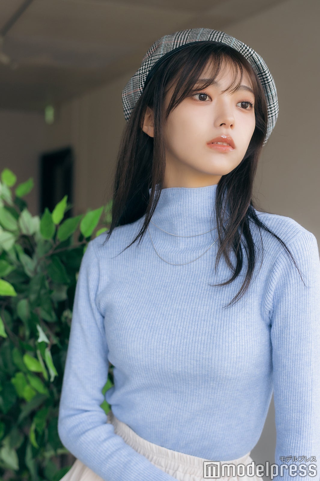 秋山理湖さん（C）モデルプレス