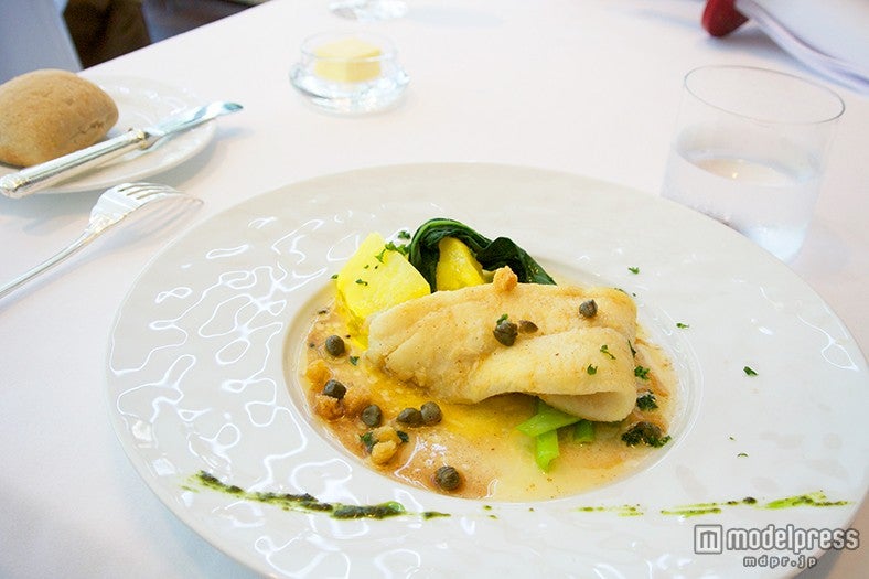 フランス・リヨン近郊に本店をもつ「ジャルダン ポール・ボキューズ」で本店から受け継がれるフランス料理を堪能※撮影メニューは各月変更となります