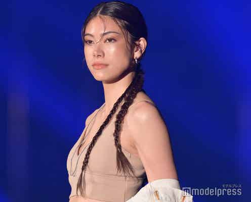 森星、変形水着で美ボディ披露「脚長い」「憧れのスタイル」と反響