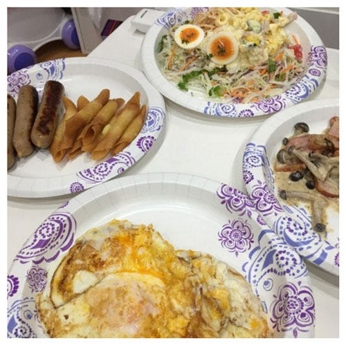 りゅうちぇるお手製の朝食/ぺこ公式ブログ(Ameba)より