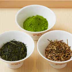 茶葉(左:八女昔作り本玉露、中央:八女抹茶、右:鹿児島棒ほうじ茶)/画像提供:渋谷フェイス