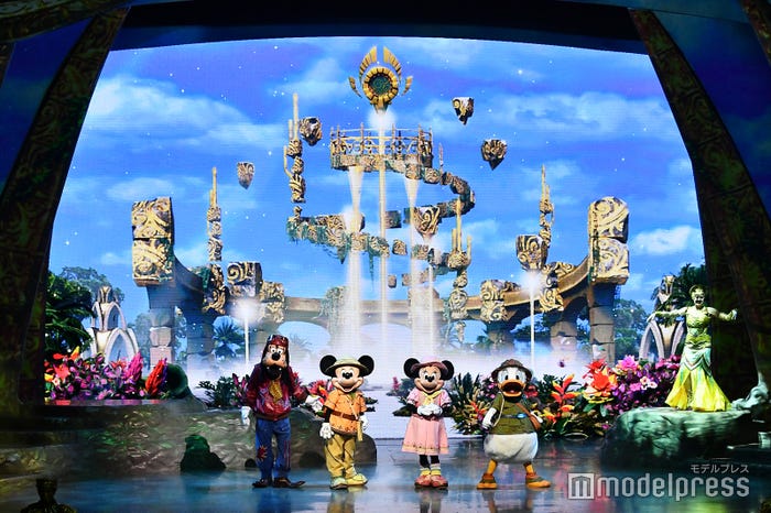 Tds新ショー ソング オブ ミラージュ 初お披露目 ミッキーたちが 時空を超えた大冒険 へ モデルプレス Tds新ショー ソング オブ ミラージュ 初お披露目 ミッキーたちが 時空を超えた大冒険 へ モデルプレス