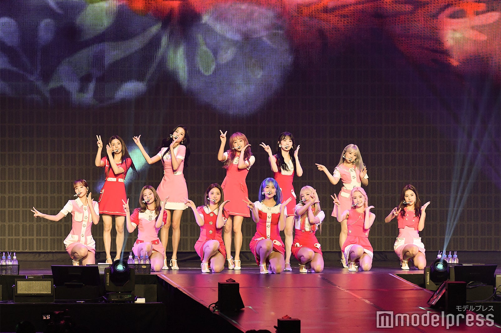 IZ*ONE （C）モデルプレス