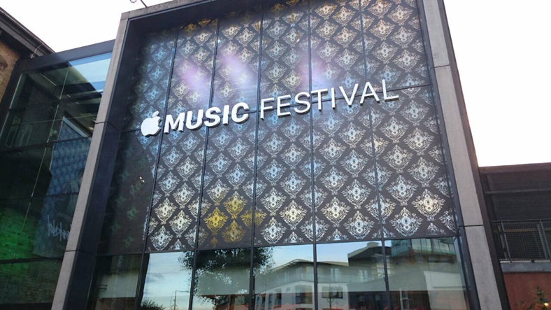 ラウンドハウス正面