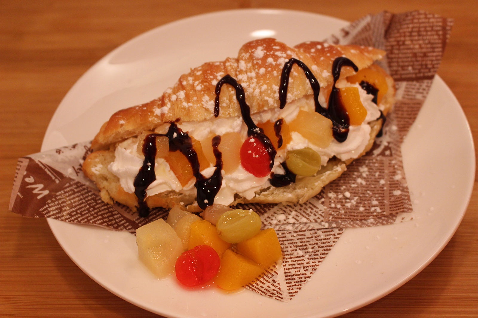 フルーツクロワッサン／画像提供：横浜赤レンガ