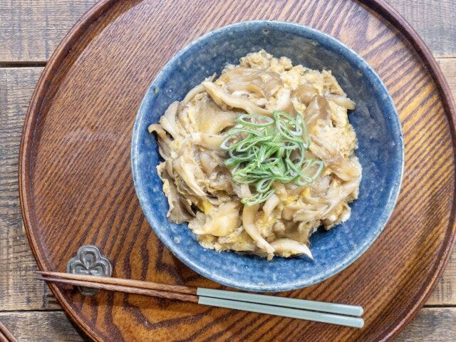 舞茸の卵とじ丼