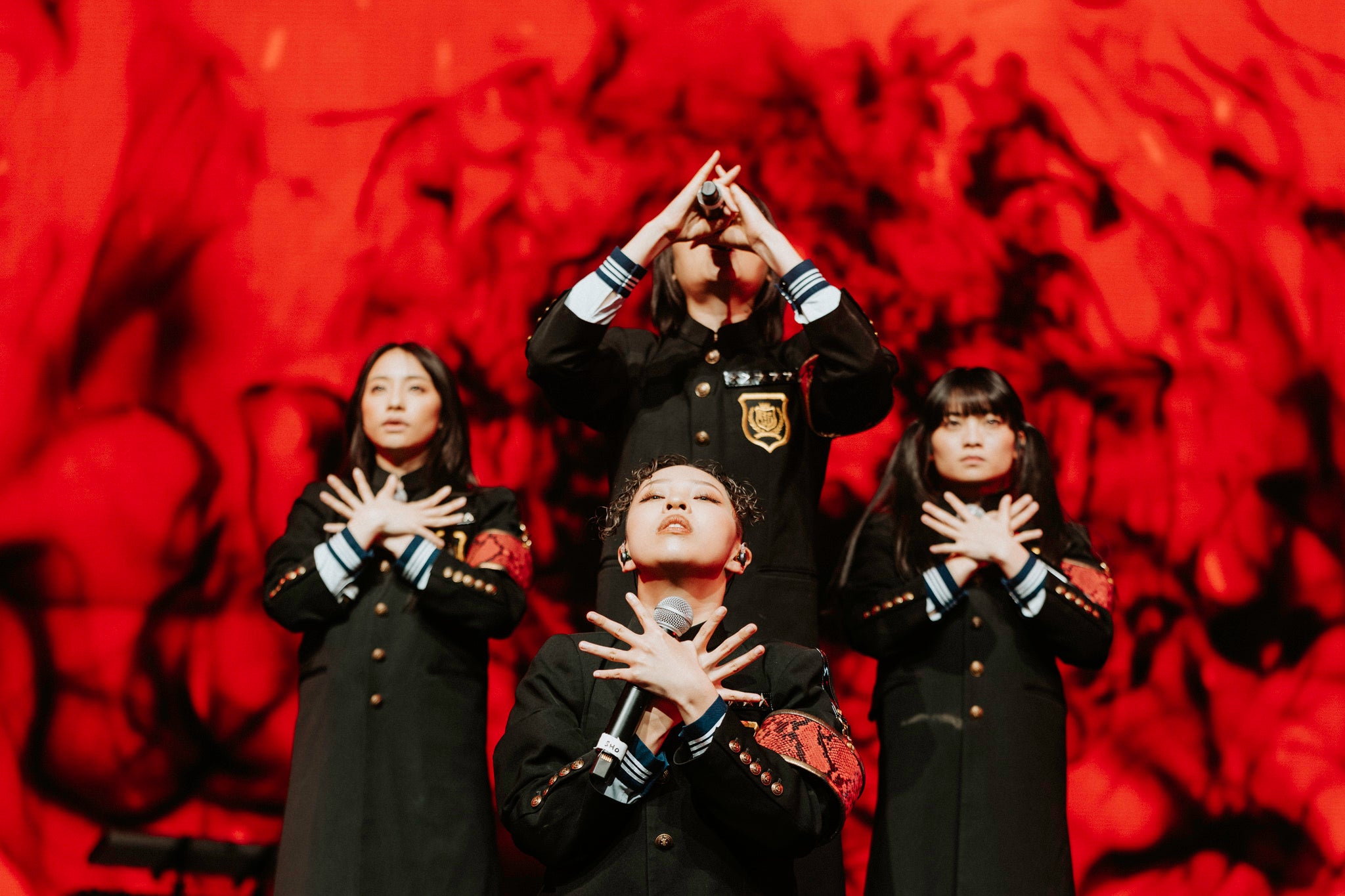 新しい学校のリーダーズ（C）88rising