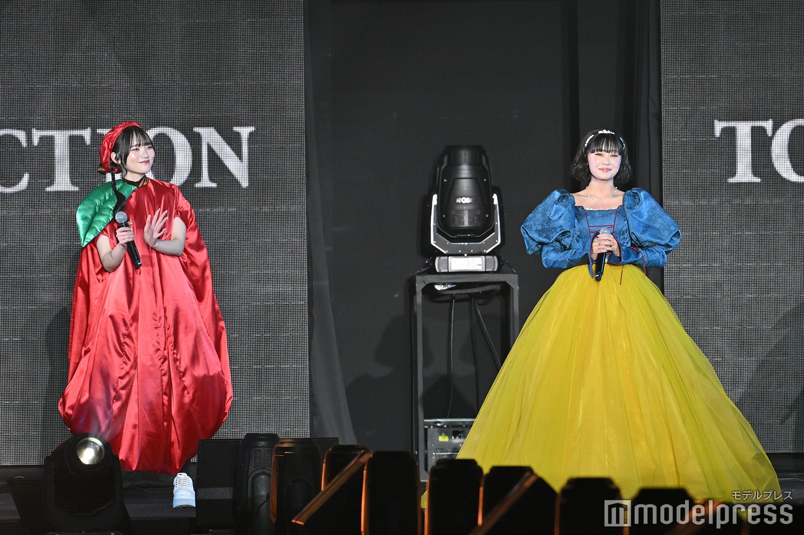 （C）モデルプレス