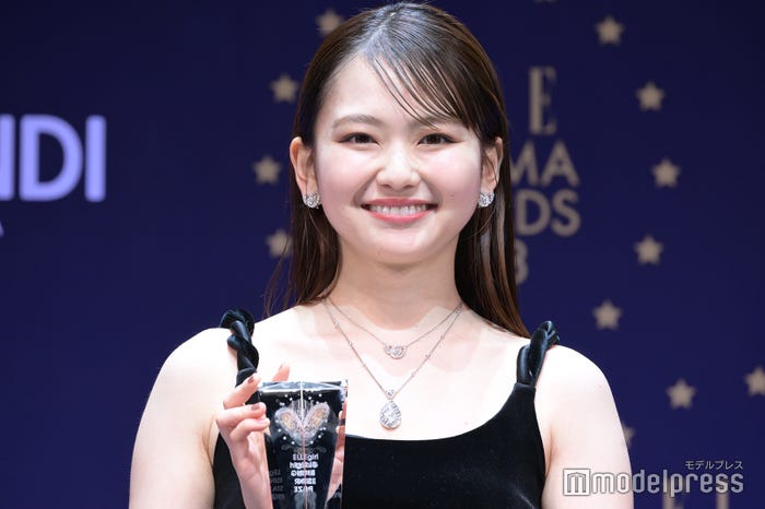 「ELLE CINEMA AWARDS 2023」に出席した山田杏奈(C)モデルプレス