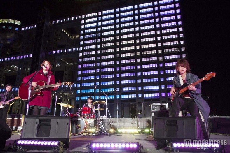 佐藤健、久々の共演で「最高のクリスマスになった」