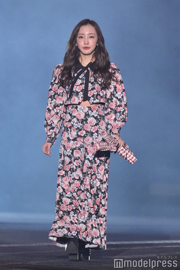 板野友美(C)モデルプレス