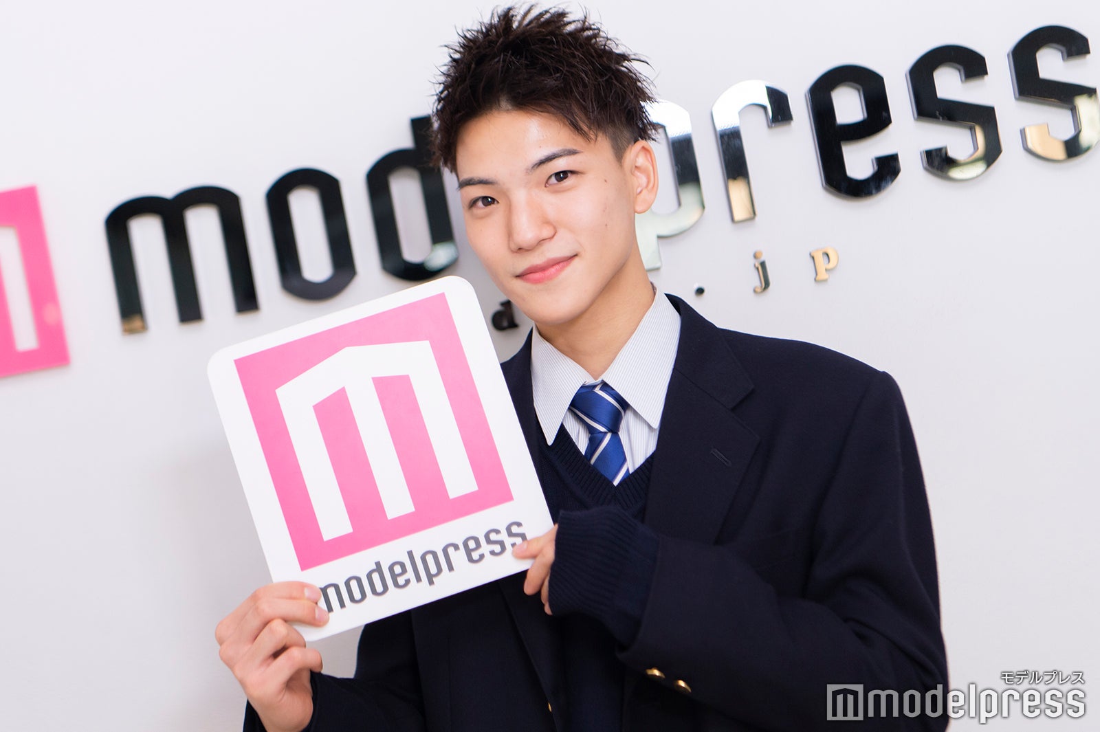 山崎隼輔さん（C）モデルプレス