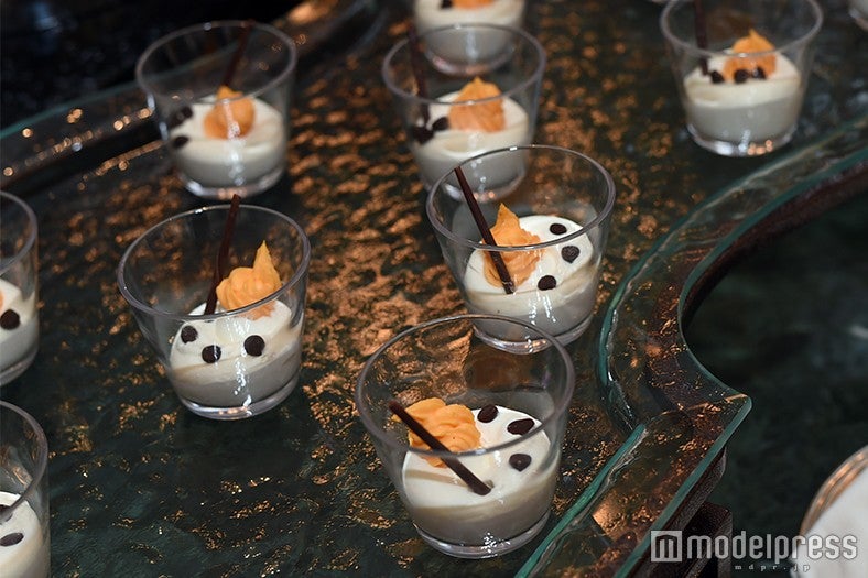 豆乳ムースとキャロットクリーム（C）モデルプレス