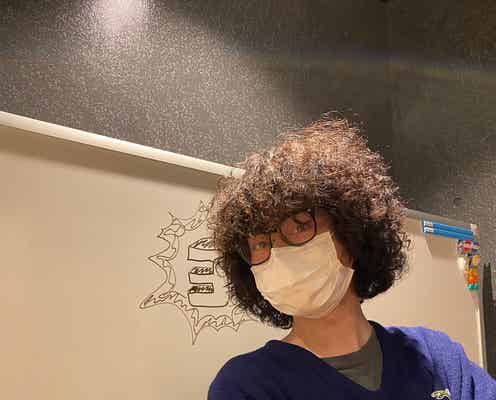菅田将暉、アフロヘア姿披露に「触りたくなる」「進化し続けてる」の声