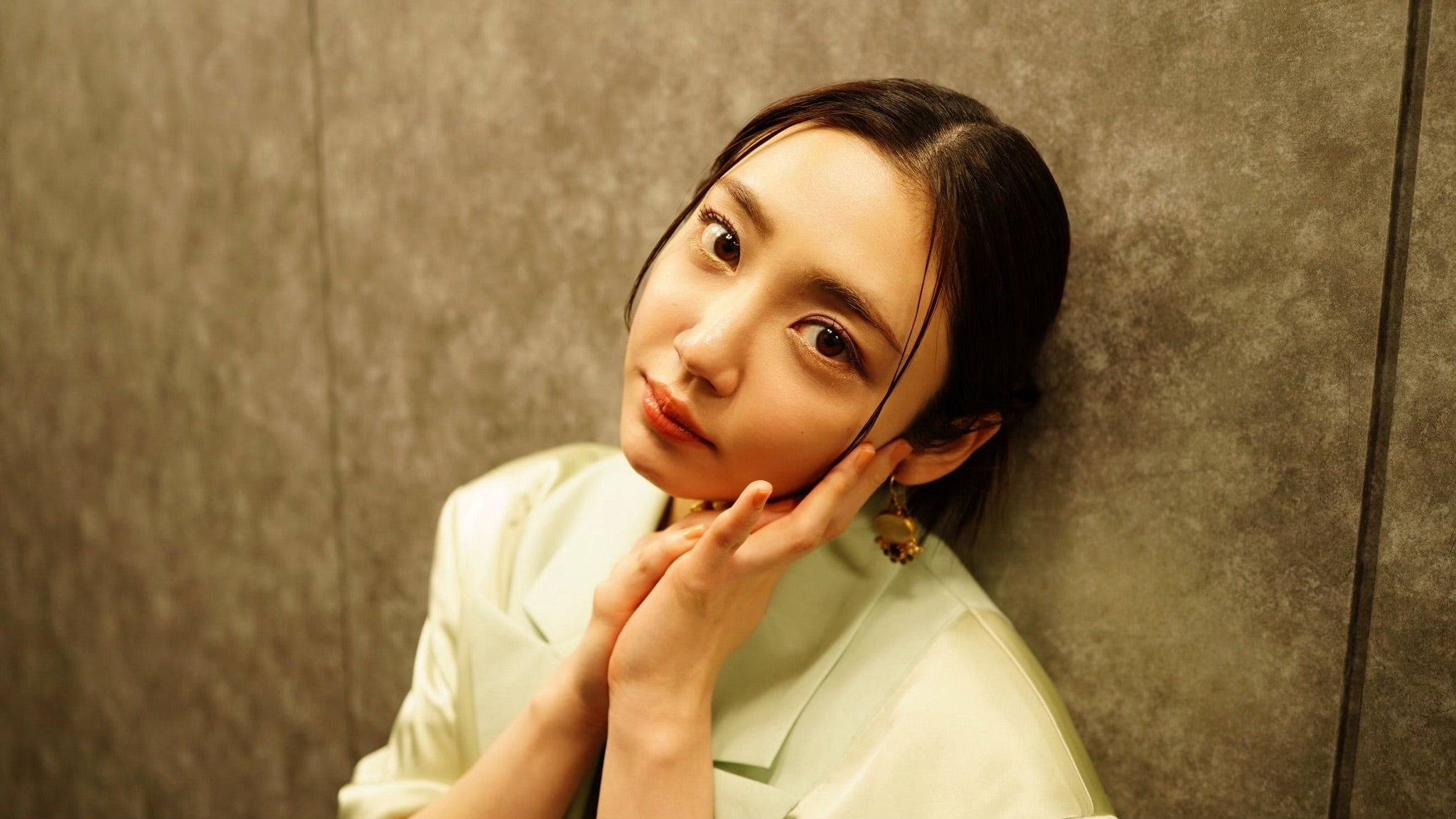 山谷花純、主演・杉咲花は「強くてかっこいい」“2クール連続”ゴールデンドラマ出演への想いも語る＜「アンメット」インタビュー＞