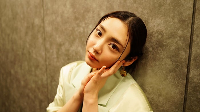 山谷花純、主演・杉咲花は「強くてかっこいい」“2クール連続”ゴールデンドラマ出演への想いも語る＜「アンメット」インタビュー＞