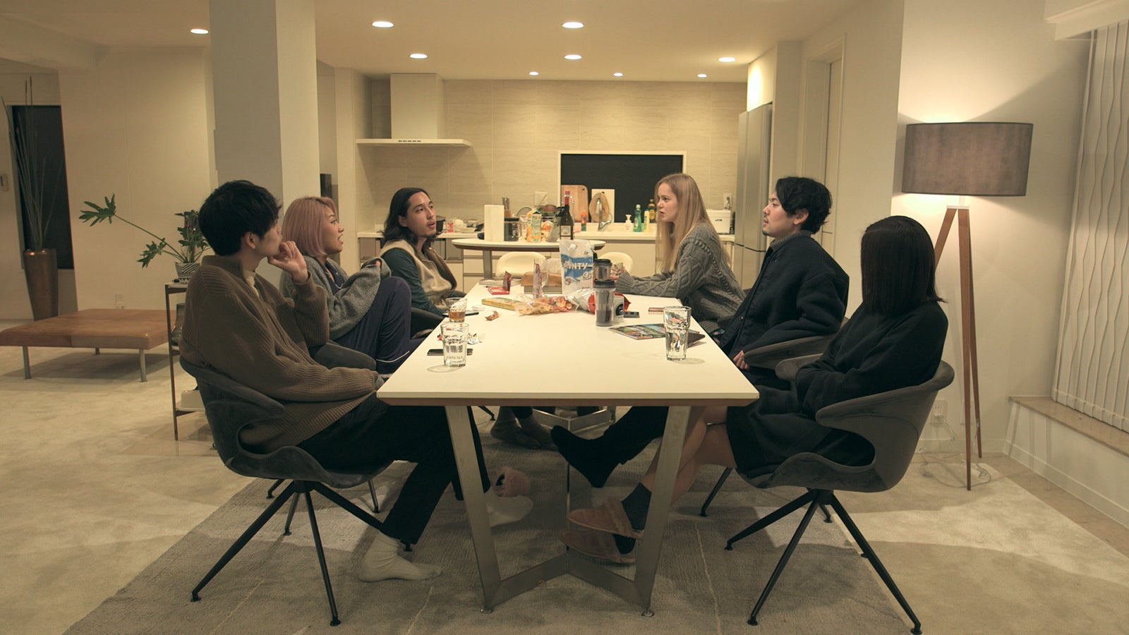 「TERRACE HOUSE TOKYO 2019-2020」36th WEEK（C）フジテレビ／イースト・エンタテインメント