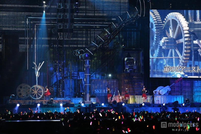 「AKB48 2013 真夏のドームツアー～まだまだ、やらなきゃいけないことがある～」ナゴヤドーム公演初日より（C）AKS