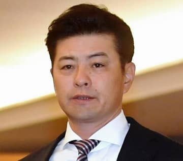 元広島監督・緒方孝市氏の美人妻、声優長女の2ショットに反響「ママに見えない」「2人とも可愛い」