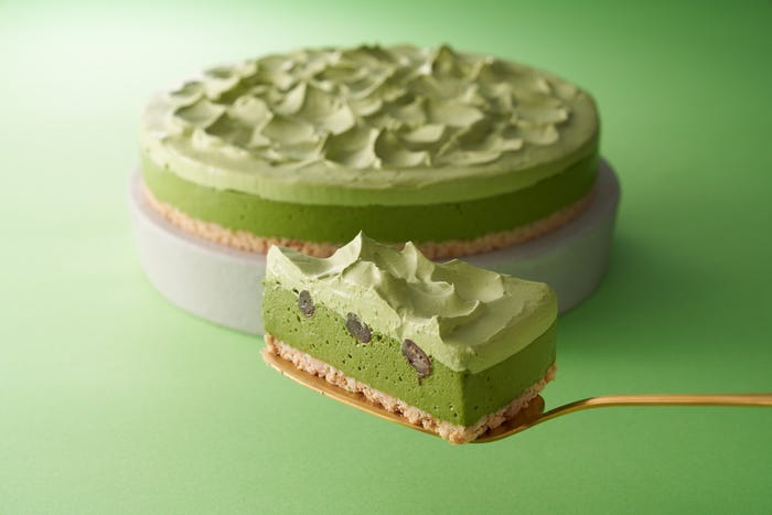 アーモンドミルクの抹茶ムース<持ち帰りの場合>¥476 <店内利用の場合>¥485/画像提供:スターバックス コーヒー ジャパン