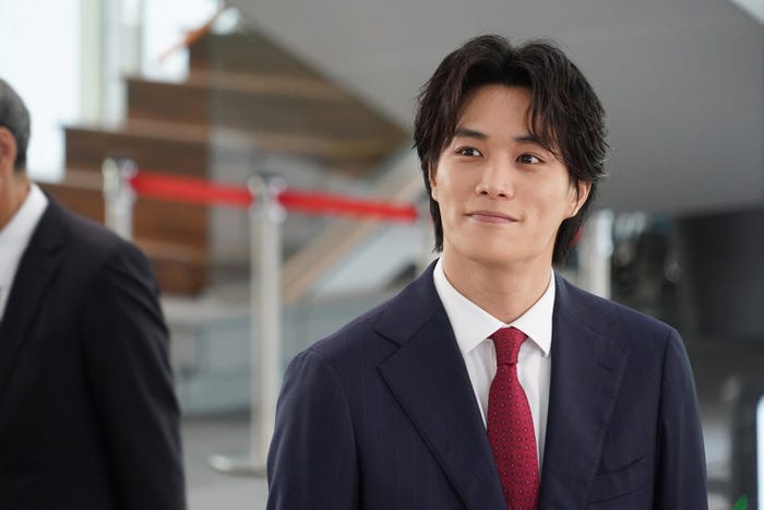 鈴木伸之/「悪女(わる)~働くのがカッコ悪いなんて誰が言った?~」最終話より(C)日本テレビ