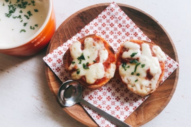 コストコディナーロールピザ